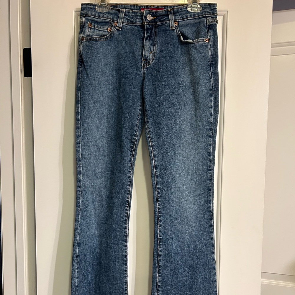 Levi's Women's Flare Jeans in Blue